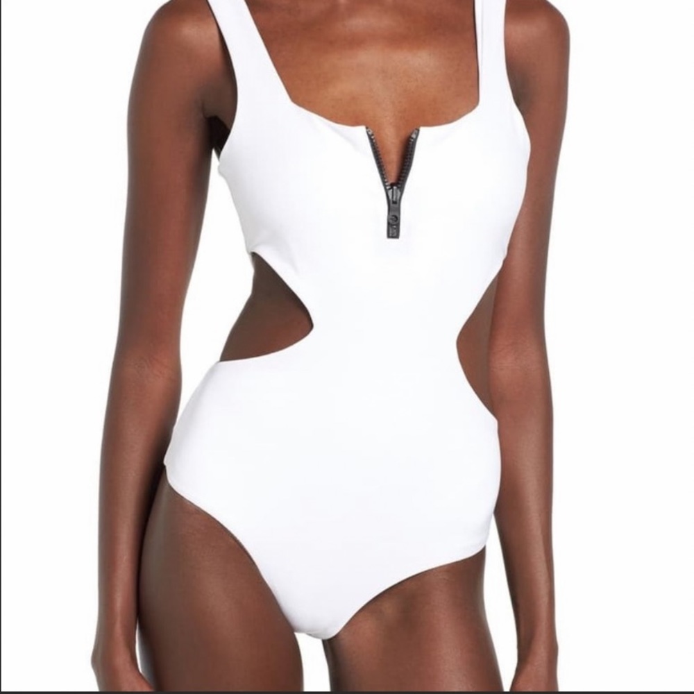 TAVIK REVERSIBLE VICTORIA FINE RIBBED SWIMSUIT W/ CUT OUT SIDES AND BLACK ZIPPER